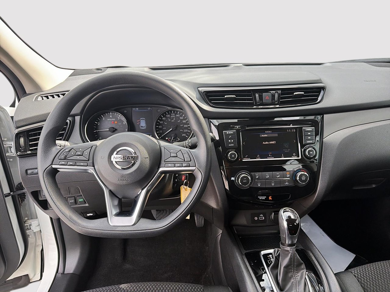 Nissan Qashqai S 2023-9