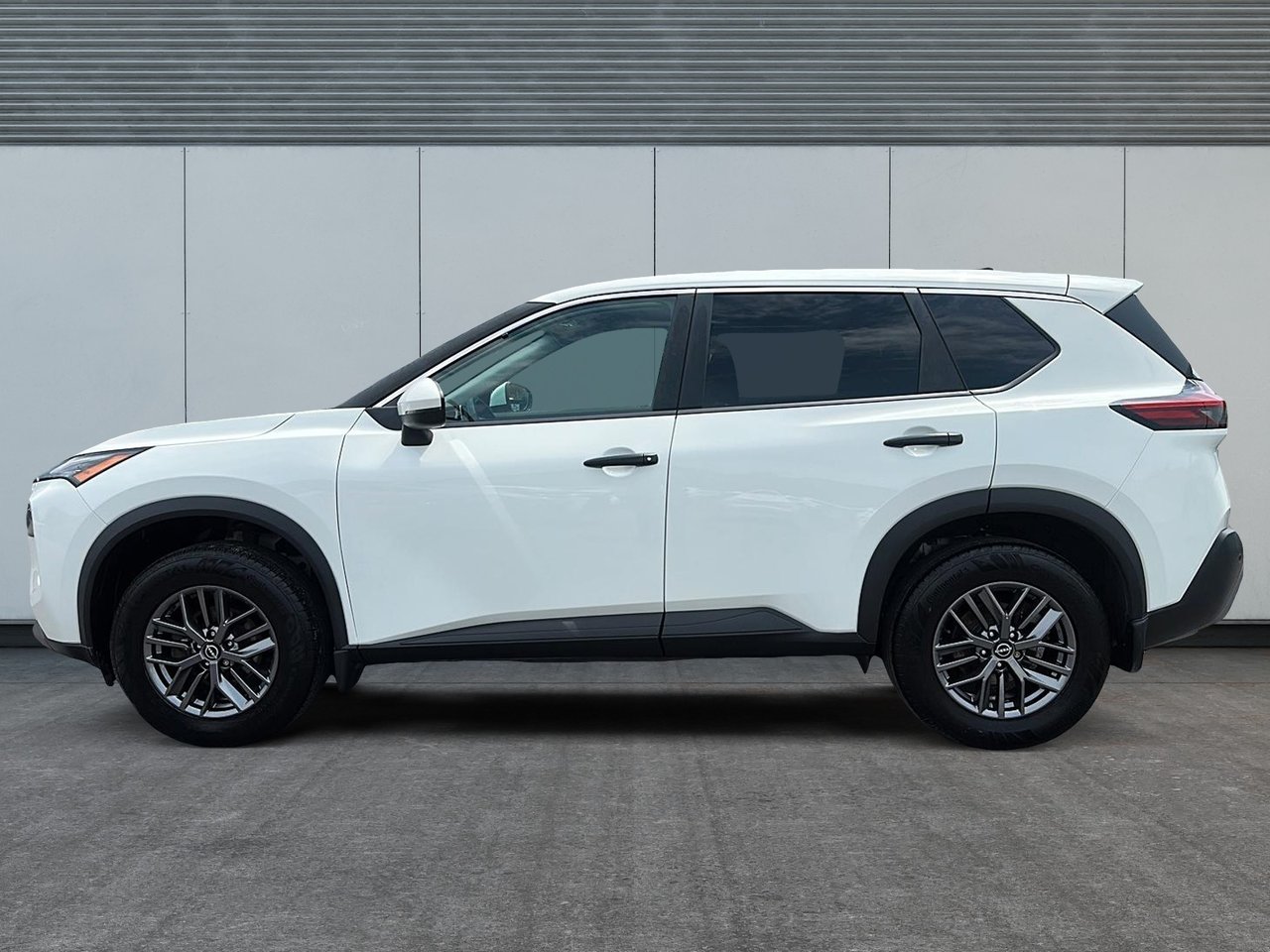 2022 Nissan Rogue S AWD-4