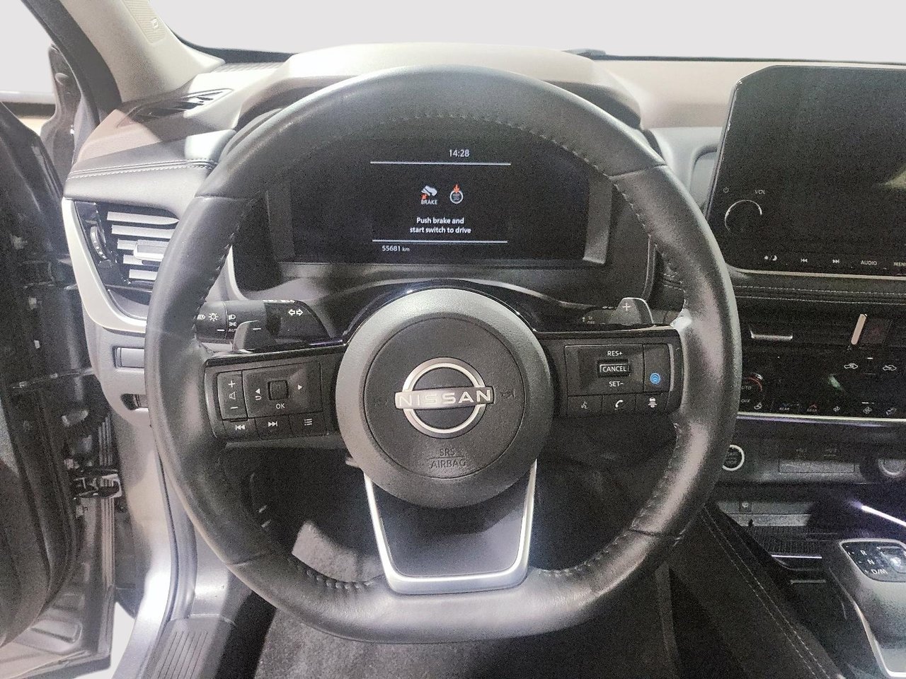 2023 Nissan Rogue PLATINUM AWD-11