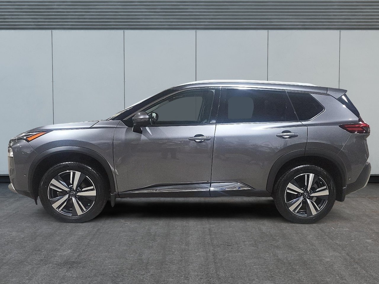 2023 Nissan Rogue PLATINUM AWD-4