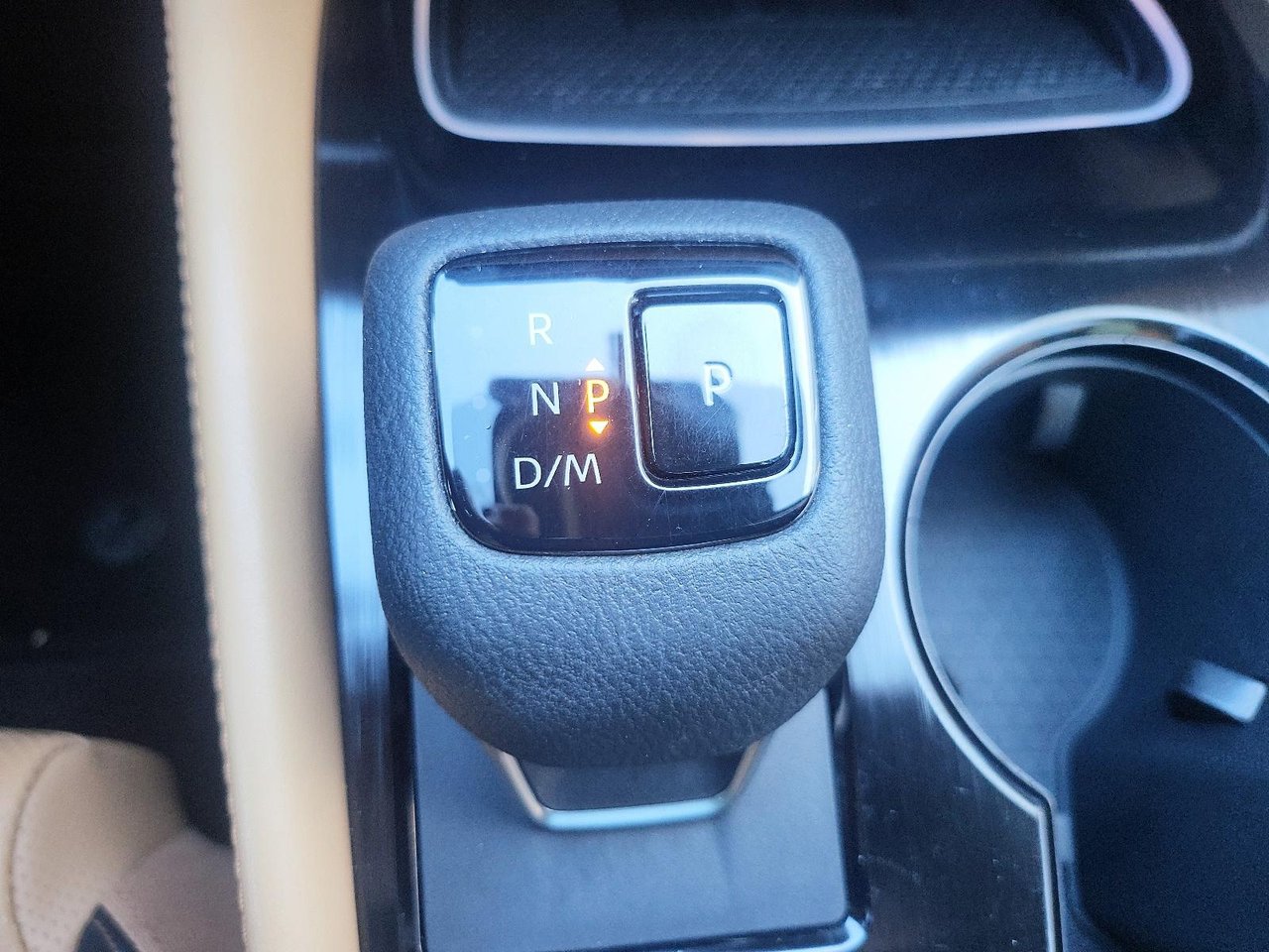 2023 Nissan Rogue PLATINUM AWD-14