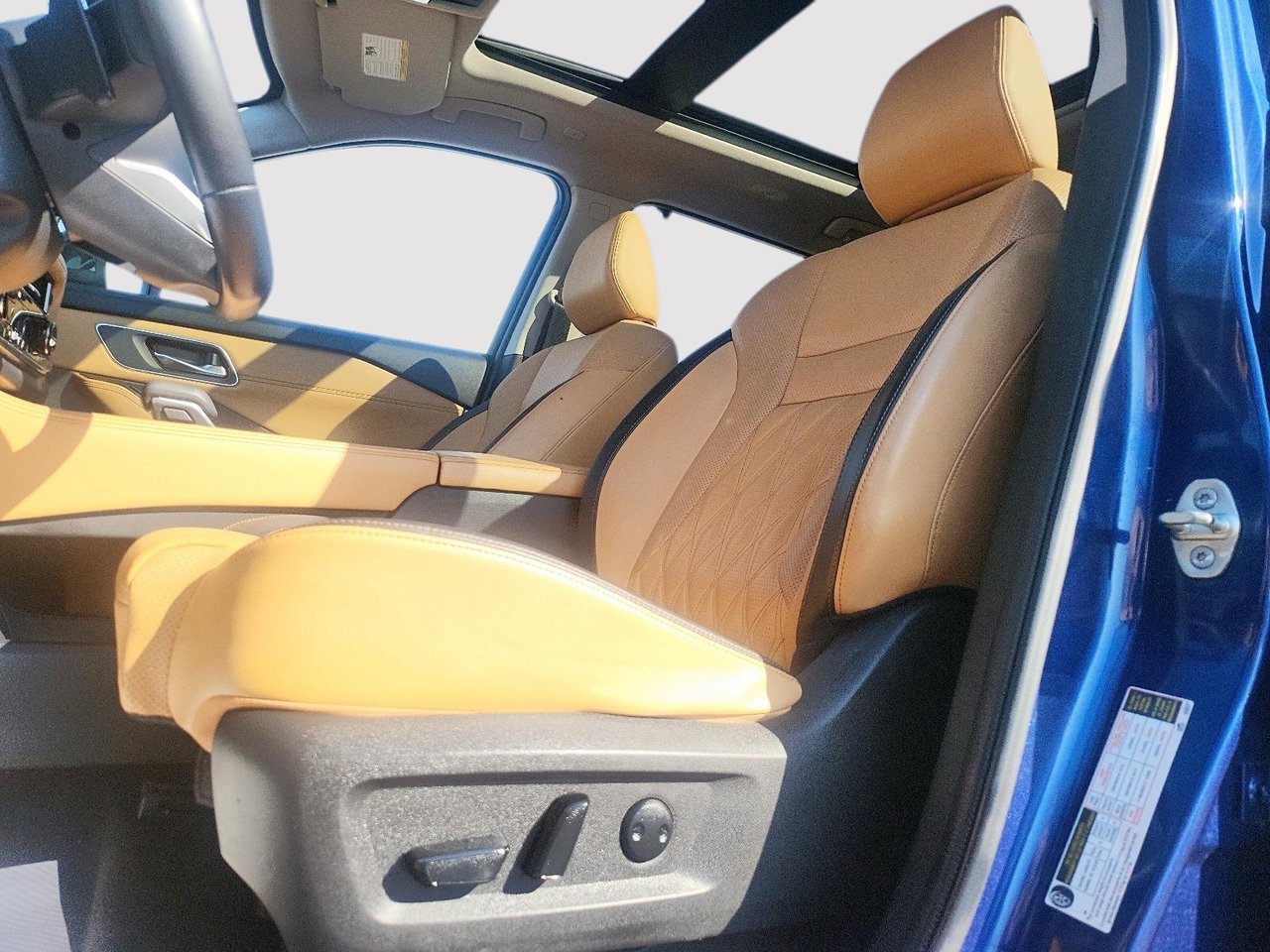 2023 Nissan Rogue PLATINUM AWD-8