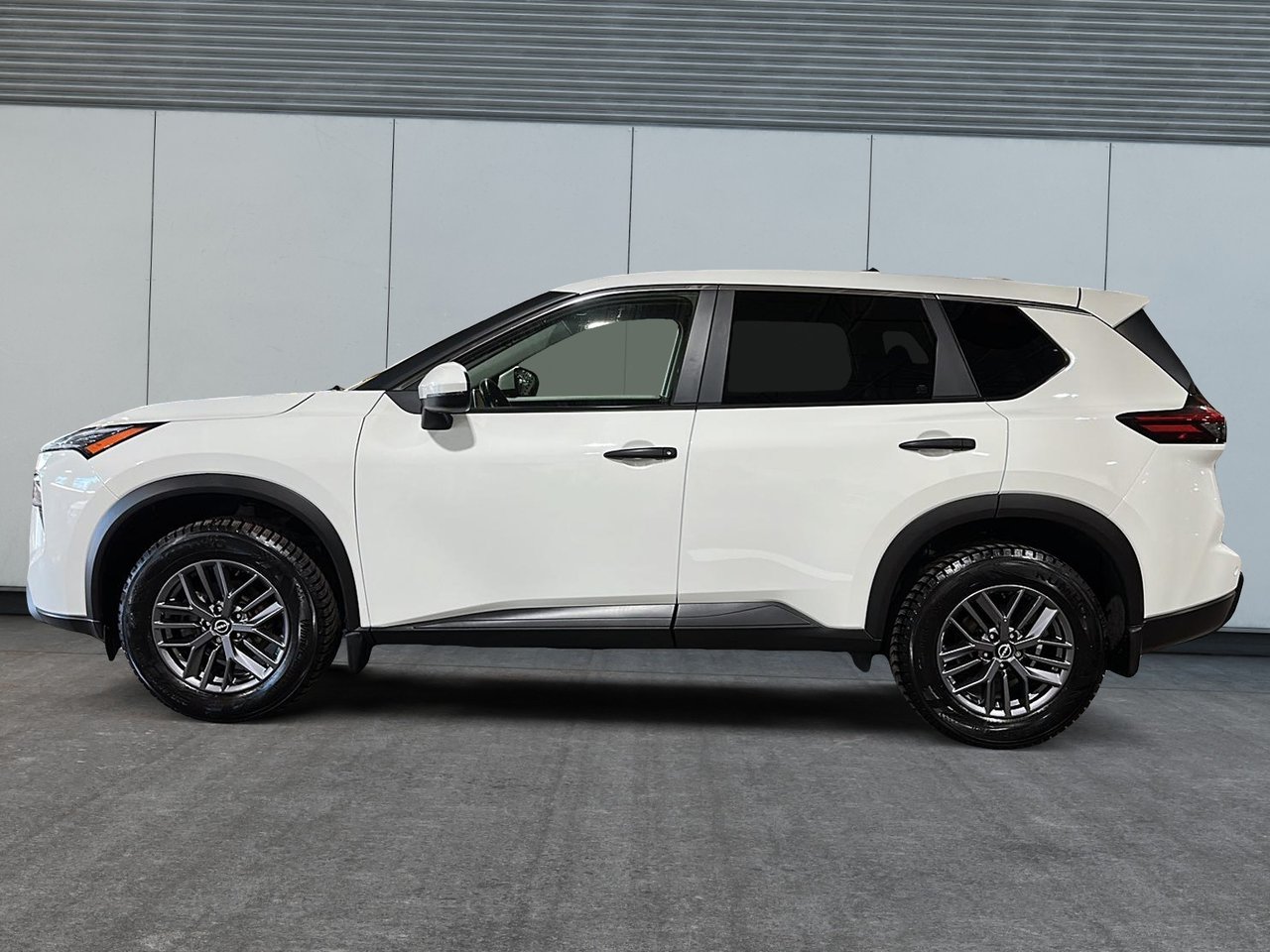 Nissan Rogue S AWD 2024-4