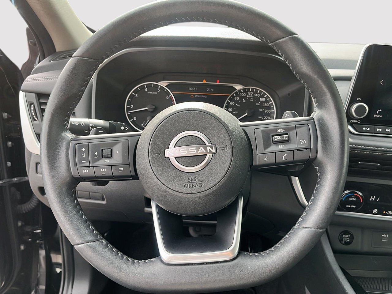 2024 Nissan Rogue S AWD-11