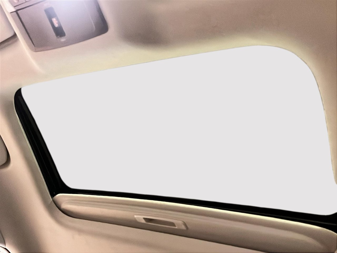 Nissan Sentra SV 2022-15