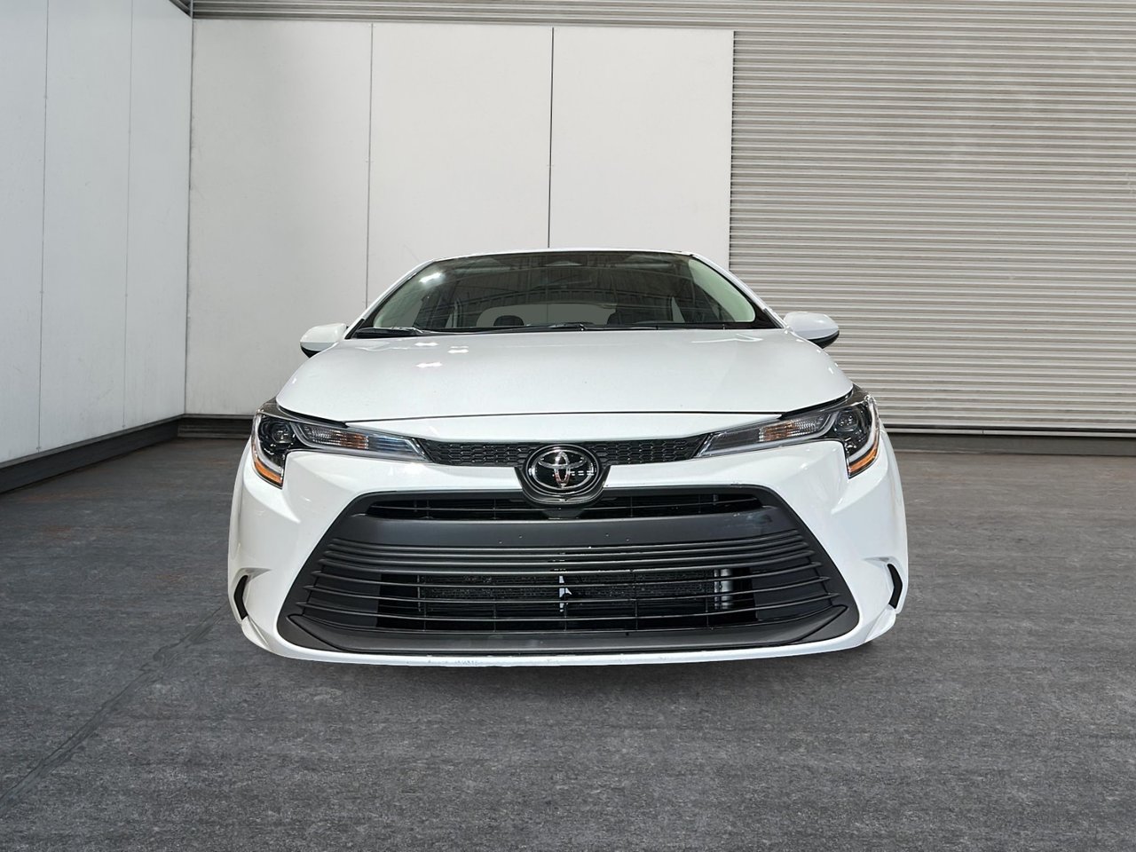 Toyota Corolla LE 2023-1
