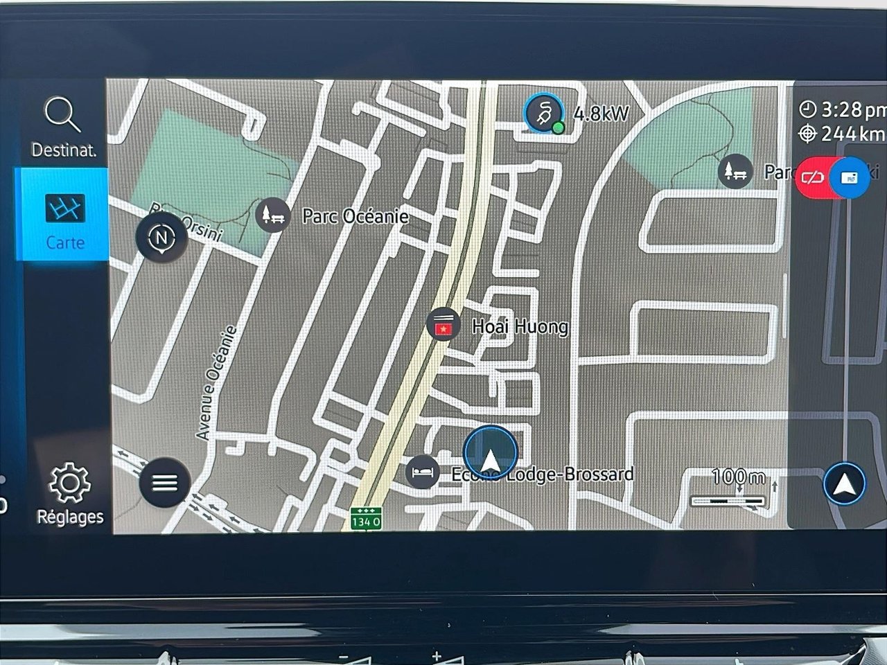 2021 Volkswagen ID.4 PRO AWD-16