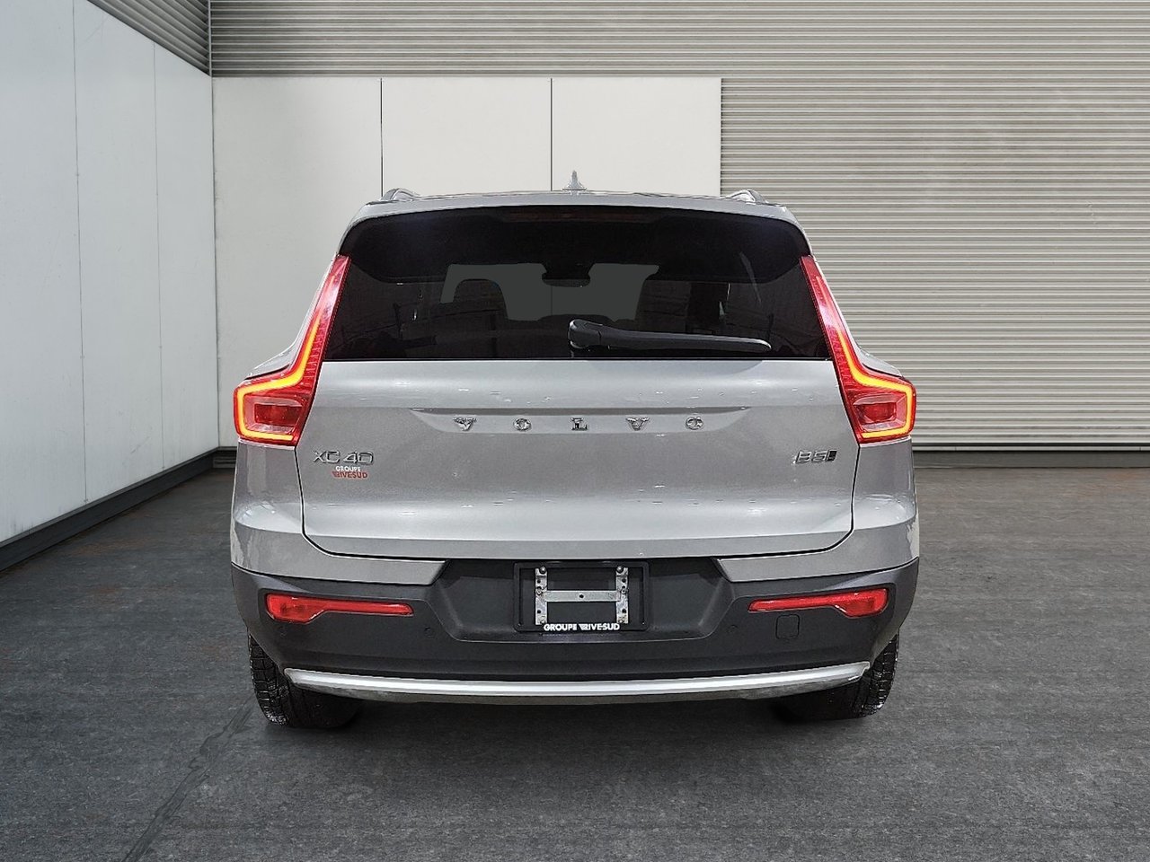 2023 Volvo XC40 PLUS BRIGHT THEME-2