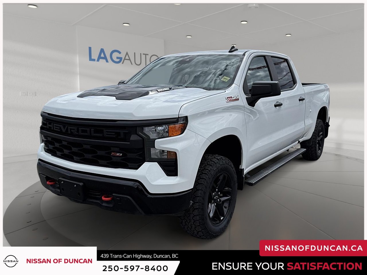 Summit White 2024 Chevrolet Silverado 1500 Pickup Truck Four-Wheel Drive Automatic