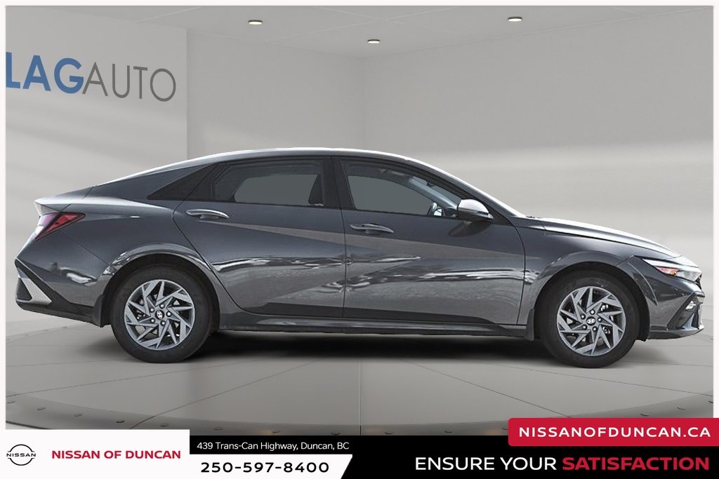 2025 Hyundai Elantra Preferred-6