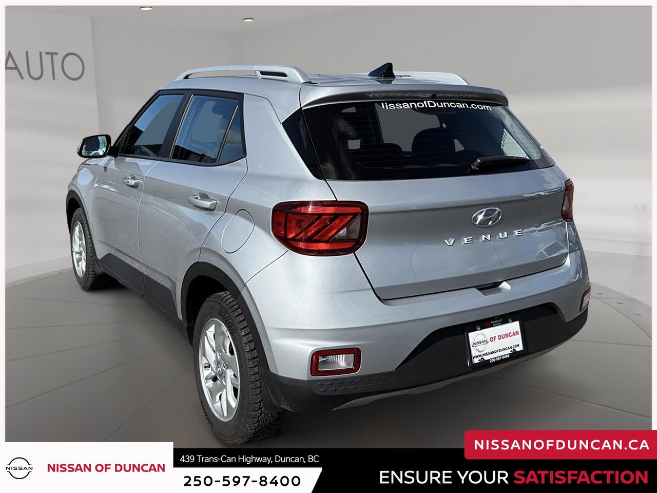 2021 Hyundai Venue Preferred-3