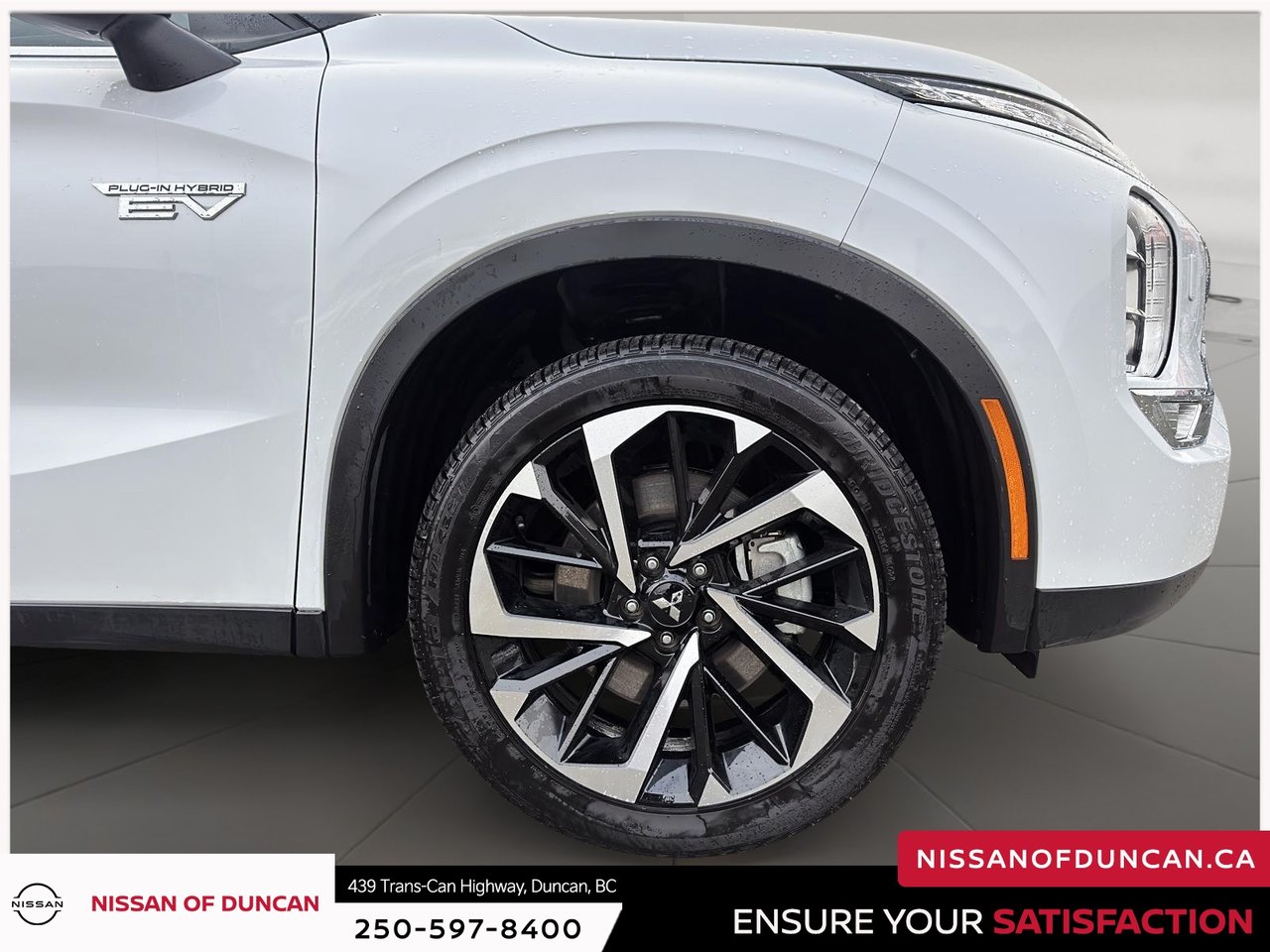 2025 Mitsubishi Outlander PHEV SE-6