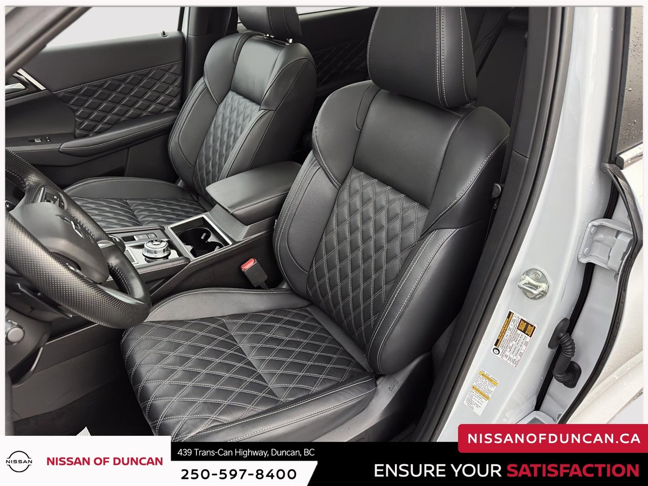 2025 Mitsubishi Outlander PHEV SE-8