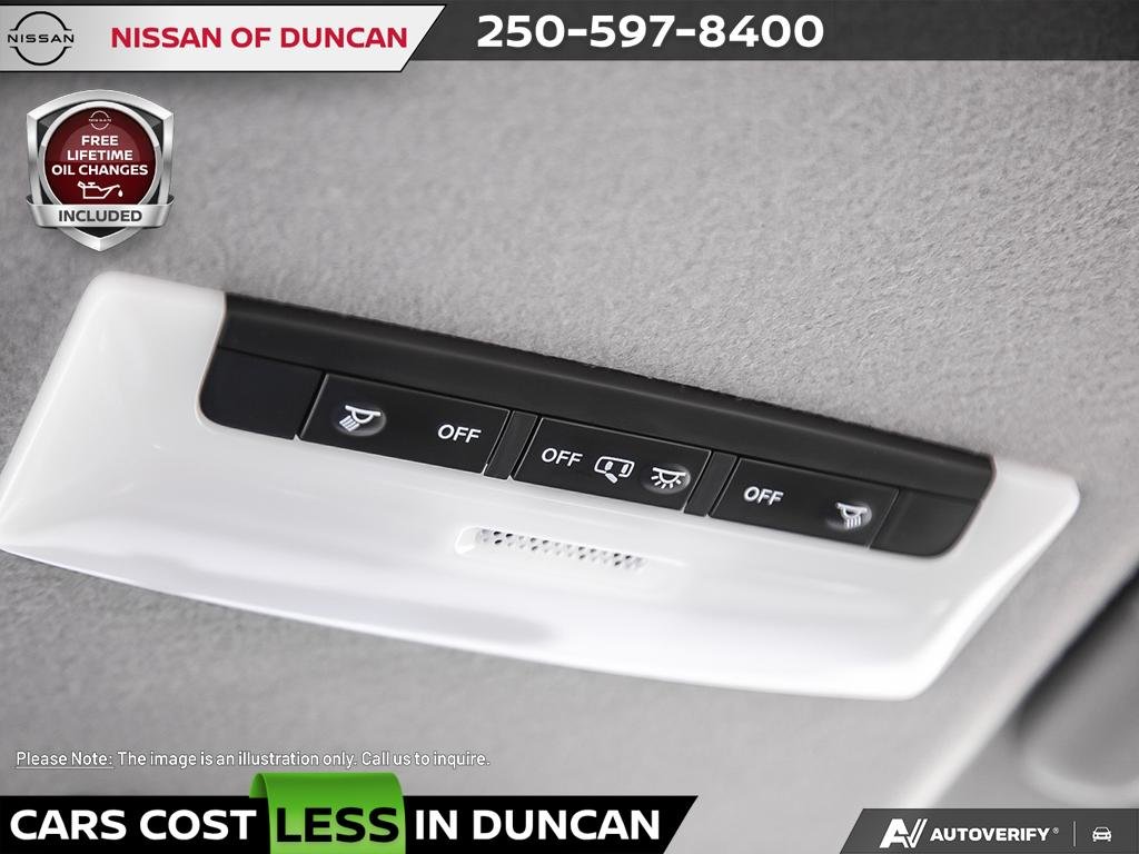 2025 Nissan Kicks Play SV-18