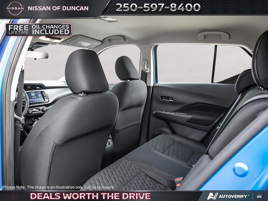 2025 Nissan Kicks Play SV-14