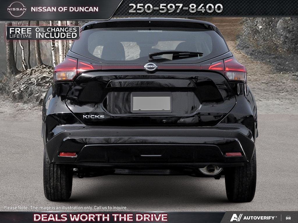 2025 Nissan Kicks Play S-4