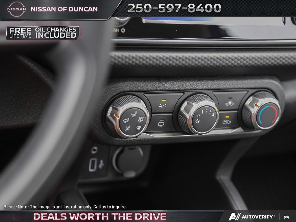 2025 Nissan Kicks Play S-22