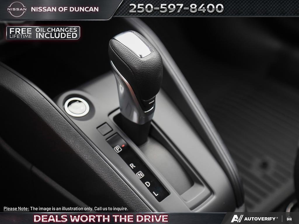 2025 Nissan Kicks Play S-15