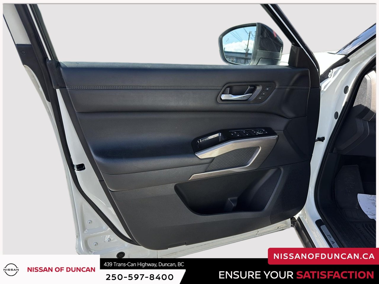 2024 Nissan Pathfinder Platinum-10