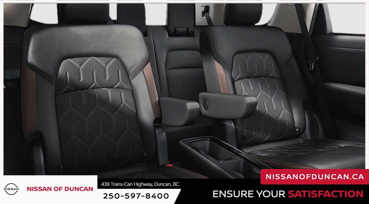 2026 Nissan Pathfinder Platinum Captains Chair-7