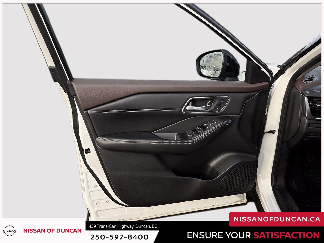 2021 Nissan Rogue Platinum-11