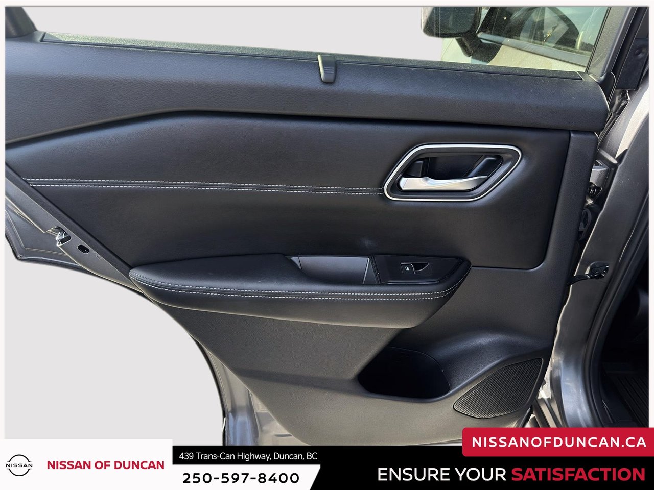 2024 Nissan Rogue Platinum-8