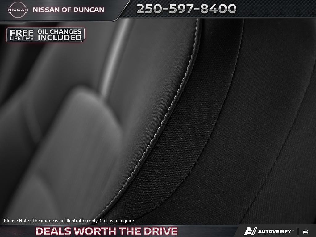 2025 Nissan Sentra SV MOONROOF-19
