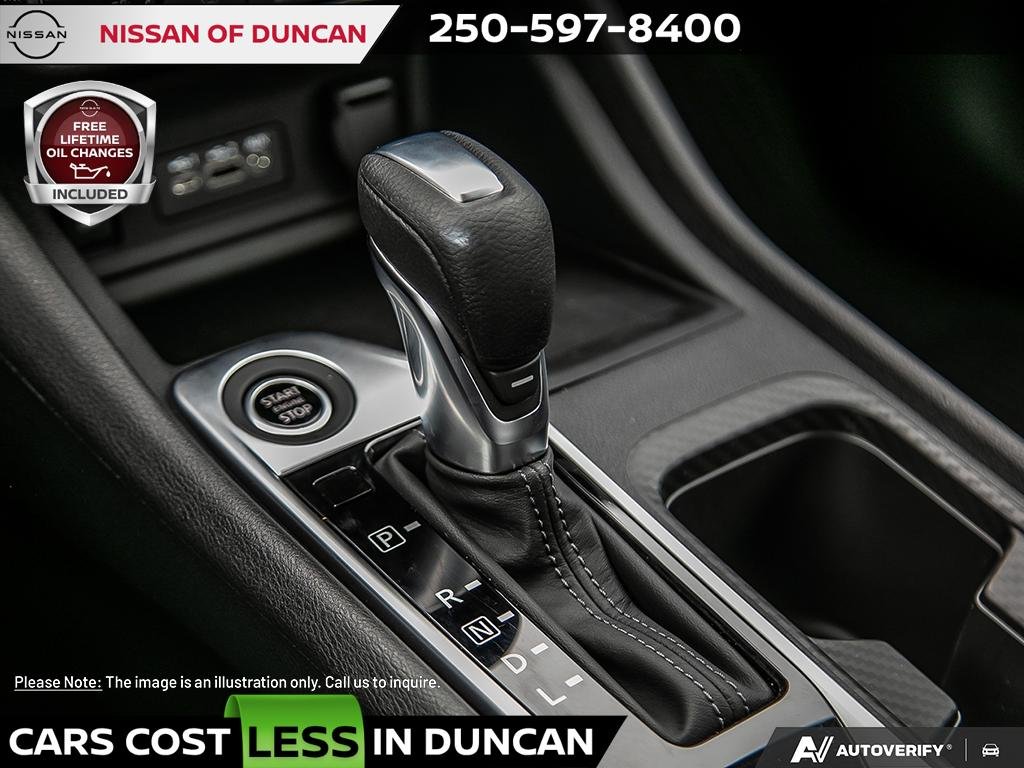 2025 Nissan Sentra SV MOONROOF-15