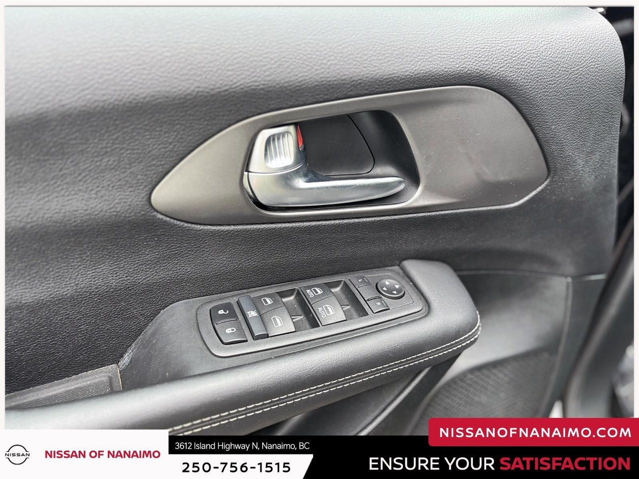 2025 Chrysler Grand Caravan SXT-17