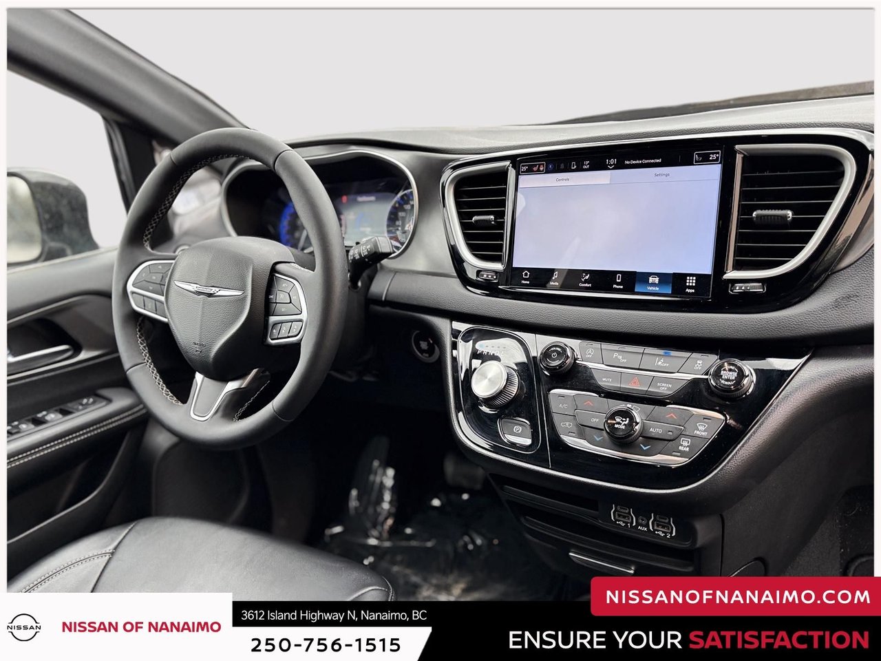 2025 Chrysler Grand Caravan SXT-13