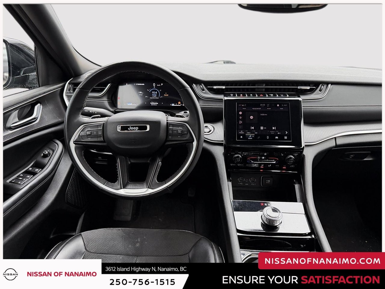 2023 Jeep Grand Cherokee Altitude-23