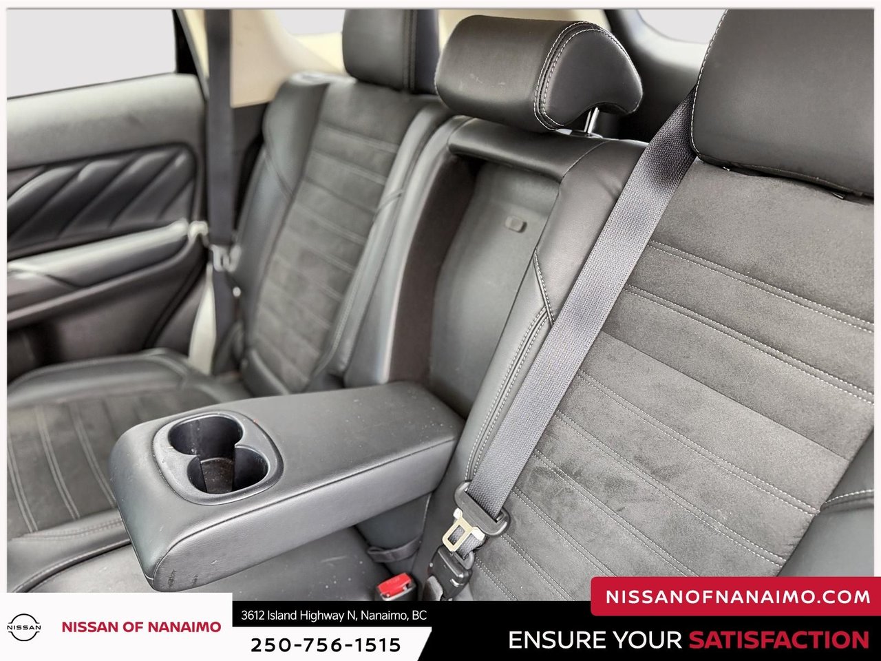 2020 Mitsubishi Outlander PHEV SEL-29