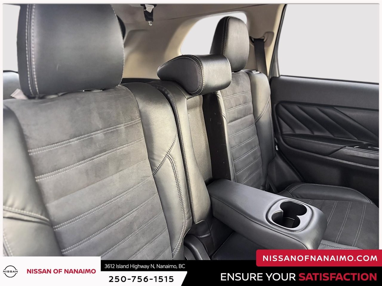 2022 Mitsubishi Outlander PHEV SE-21