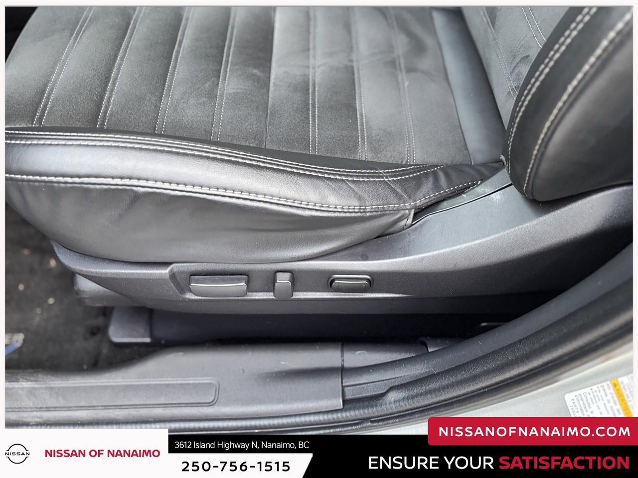 2022 Mitsubishi Outlander PHEV SE-11