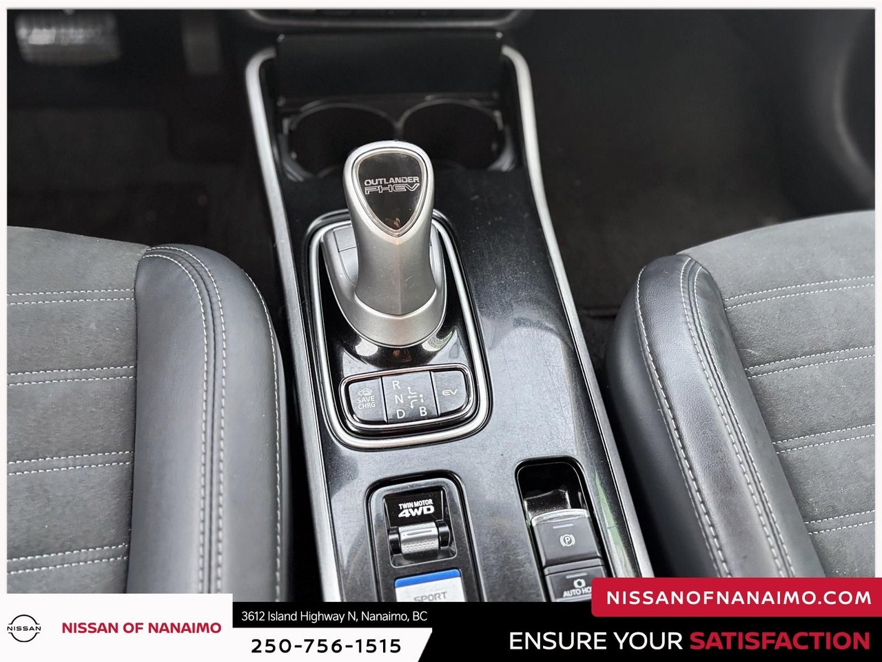 2022 Mitsubishi Outlander PHEV SE-26