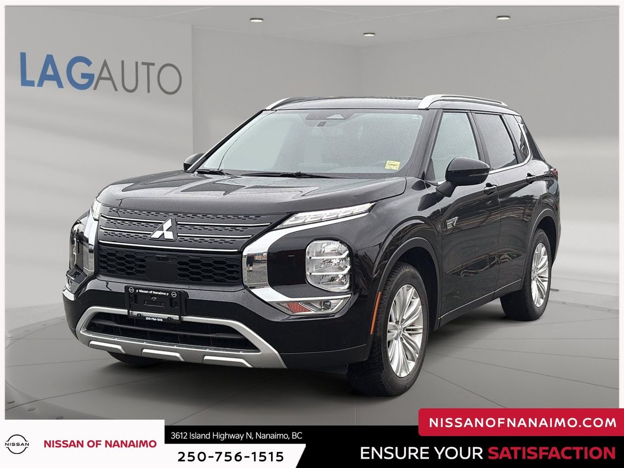 Black 2023 Mitsubishi Outlander Hybrid Plug-in LE S-AWC SUV / Crossover Automatic