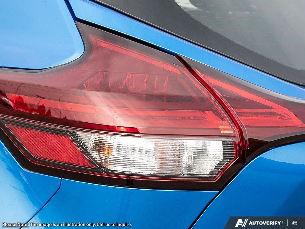 2025 Nissan Kicks Play SV-10