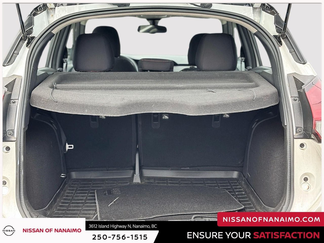 2021 Nissan Kicks SR-8