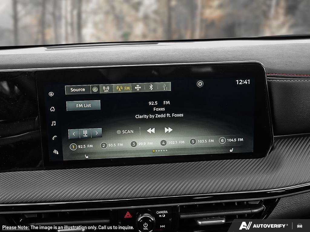 2025 Nissan Kicks SV PREMIUM-17