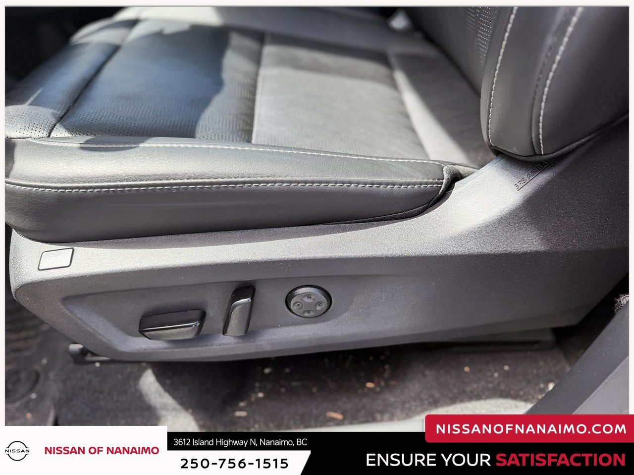 2025 Nissan Murano Platinum-27