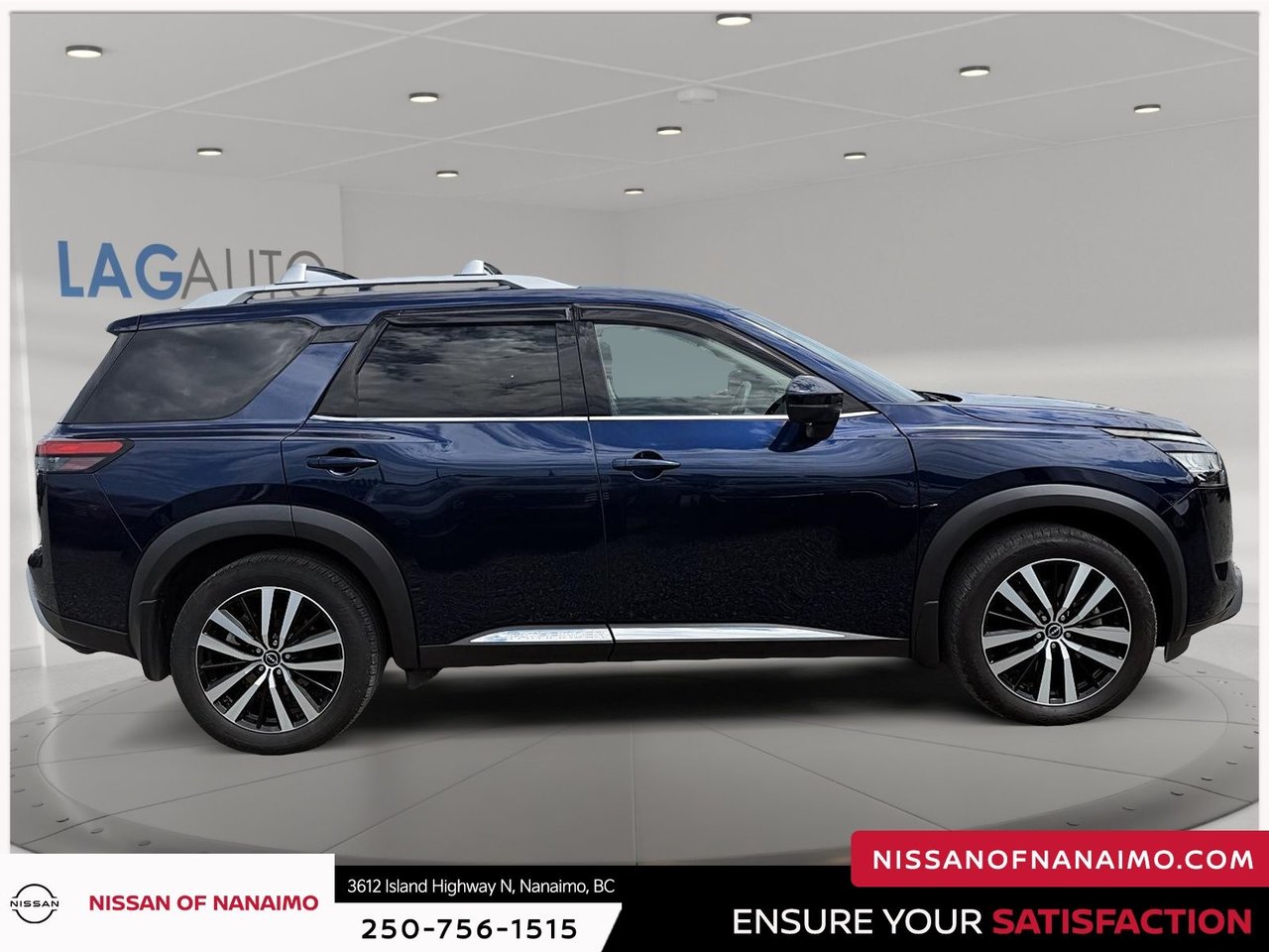 2023 Nissan Pathfinder Platinum-30