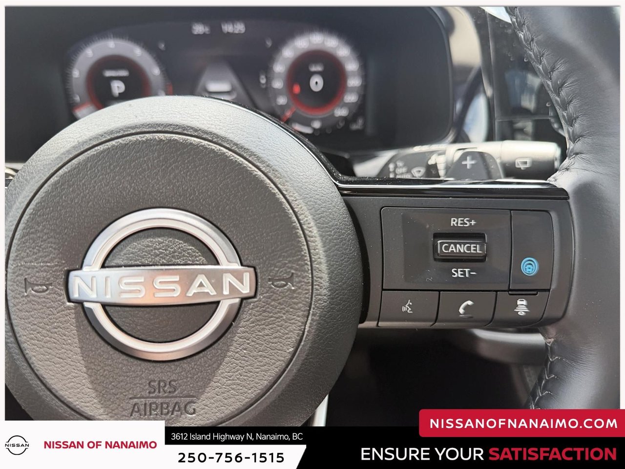 2023 Nissan Pathfinder Platinum-24