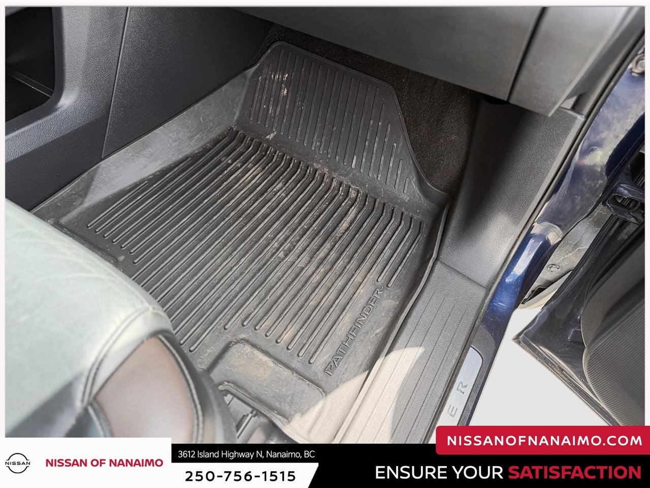 2023 Nissan Pathfinder Platinum-11