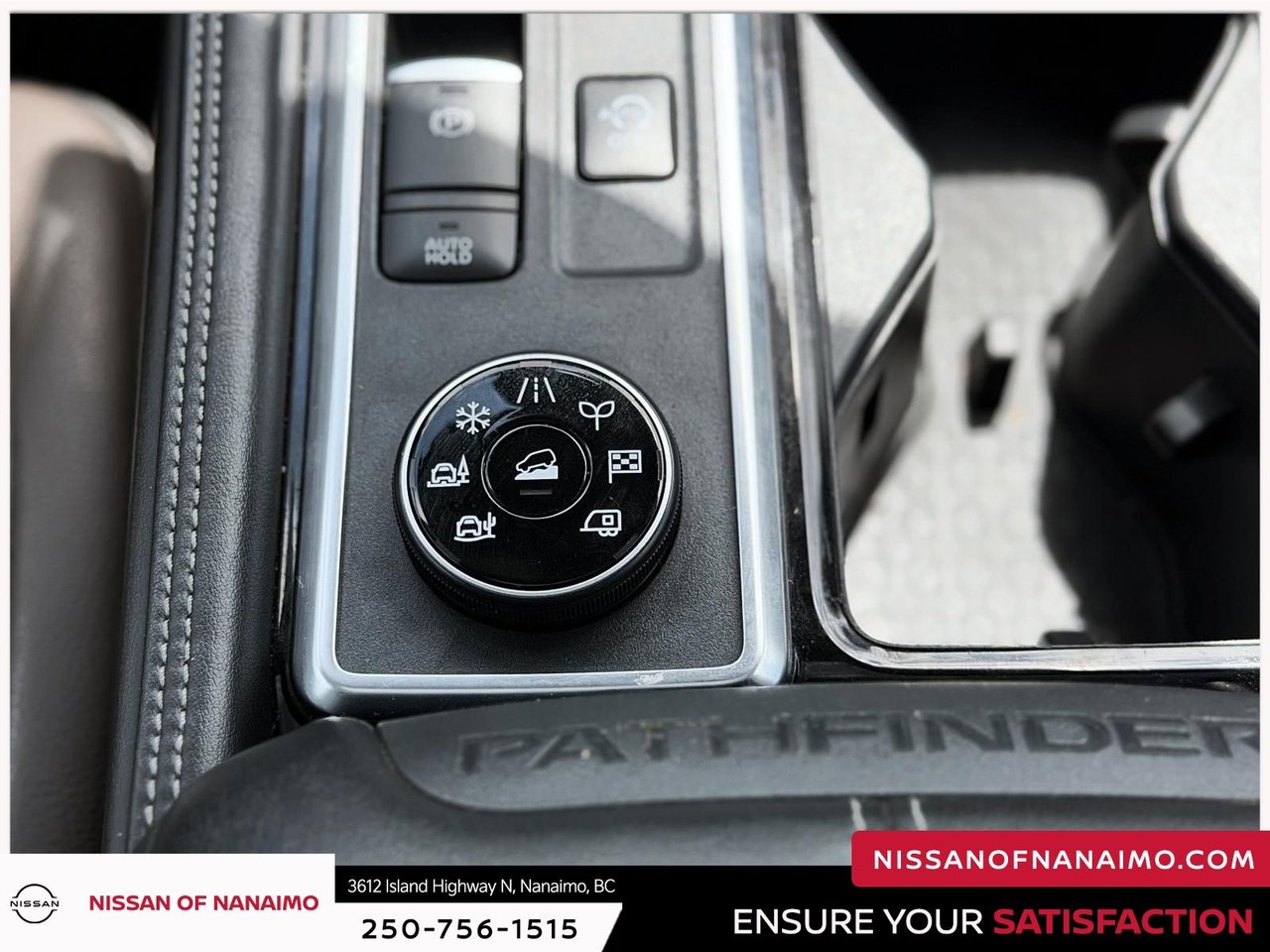2023 Nissan Pathfinder Platinum-49