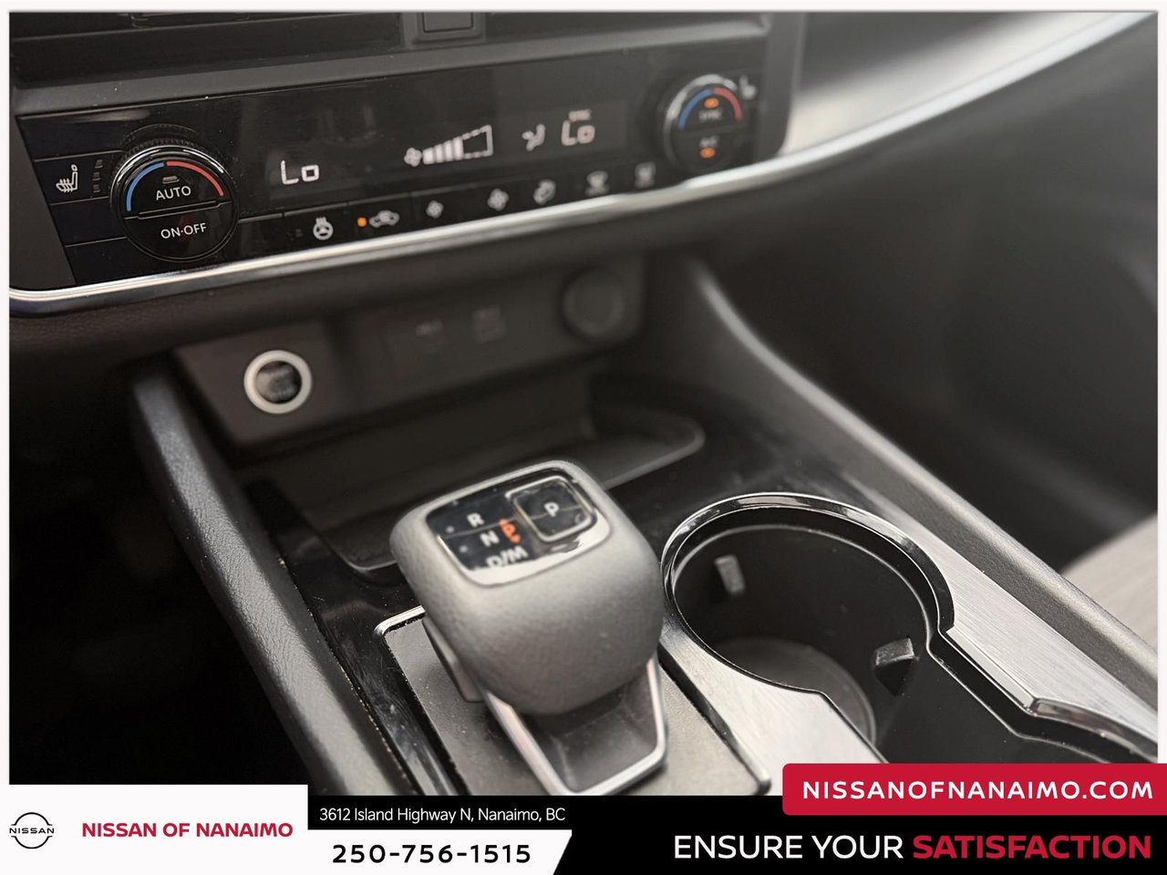 2023 Nissan Rogue SV-38