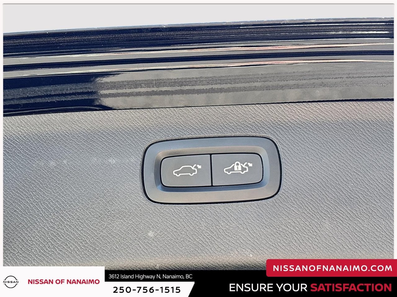 2022 Volvo XC90 Recharge Plug-In Hybrid Inscription-35