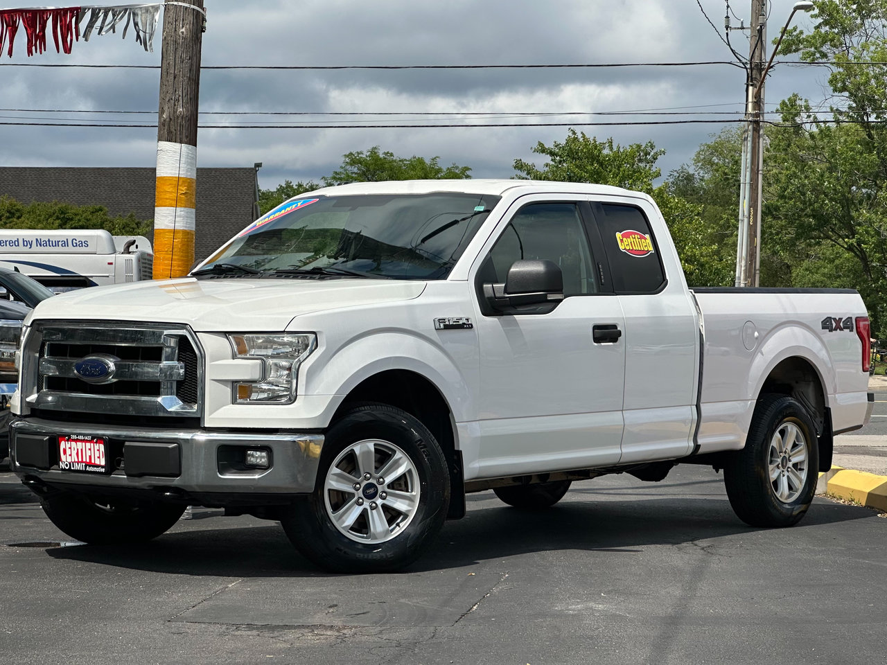 White 2015 Ford F-150 Pickup Truck Four-Wheel Drive Automatic