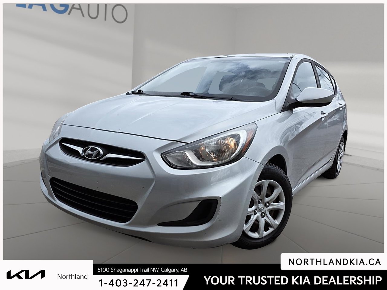 2012 Hyundai Accent GL 4-Door Hatchback FWD