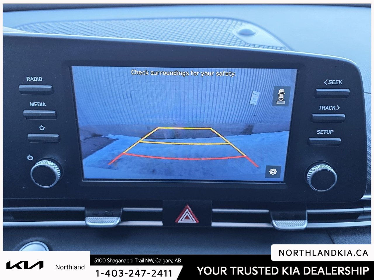 2023 Hyundai Elantra Preferred-17