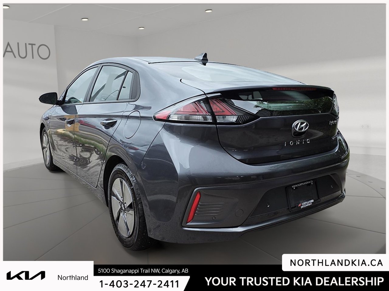 2020 Hyundai Ioniq Hybrid Preferred-1